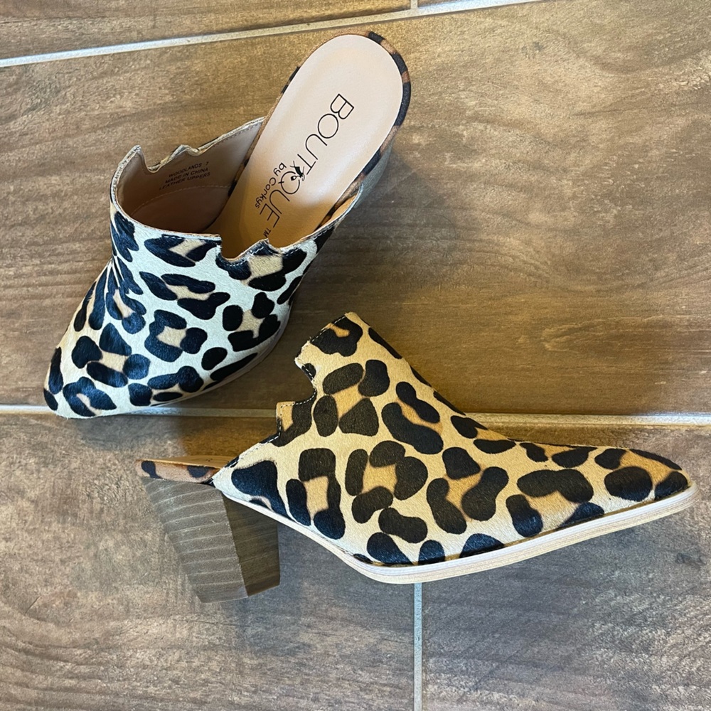 Boutique by Corkys Woodlands Leopard Slip On Heeled Mules NWOT